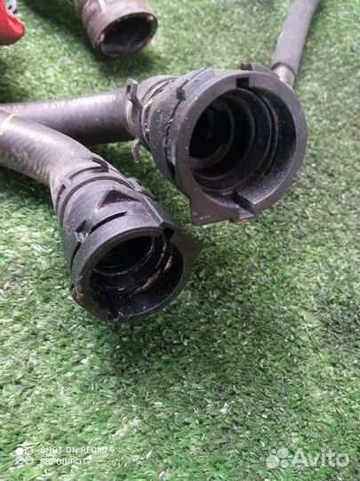 Шланг системы охлаждения Volkswagen Caddy 3 (2004