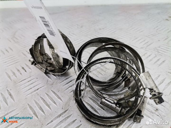 Хомут металлический Peugeot 406 рест. 2001 6981J0