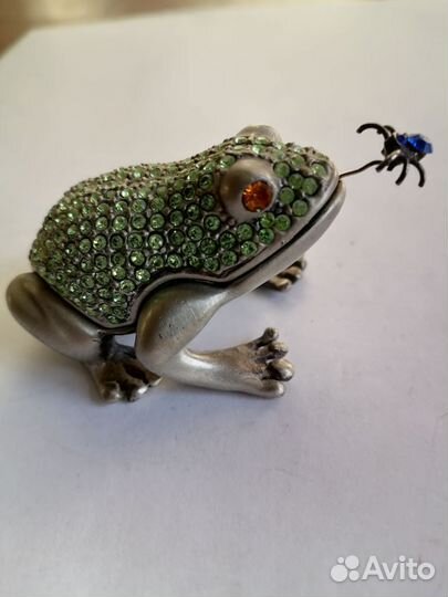 Шкатулка лягушка со стразами