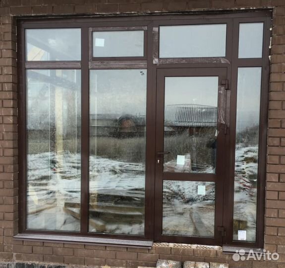 Дверь входная алюминиевая и пластиковая