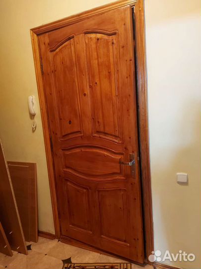 Дверь входная и межкомнатные