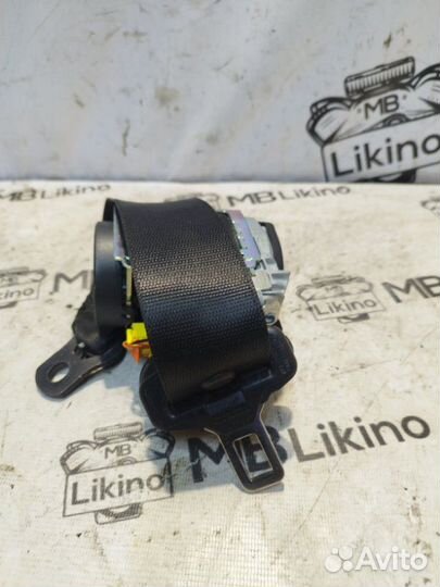Ремень безопасности задний правый Mercedes B-Class
