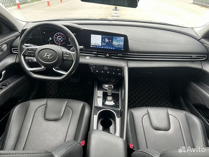 Hyundai Elantra 1.5 CVT, 2021, 25 000 км