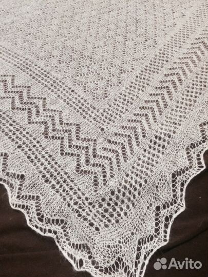 Шаль ручного производства