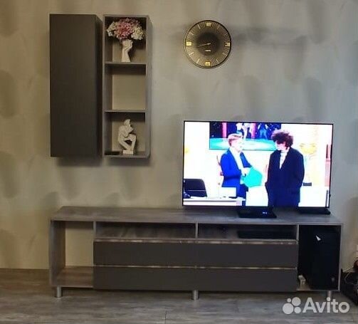 Подвесные и напольные горки, тумбы на заказ