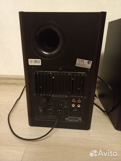 Акустические колонки microlab Solo1c