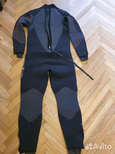 Неопреновый костюм Aqualung
