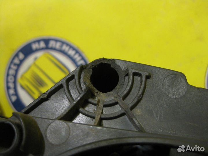 Фара левая 82304599 volvo, FH