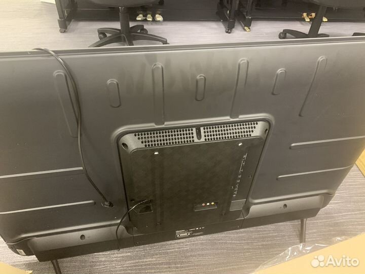 Телевизор Hisense 50A6BG битая матрица