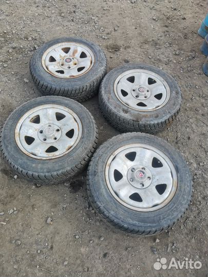 Колёса шипованные R15