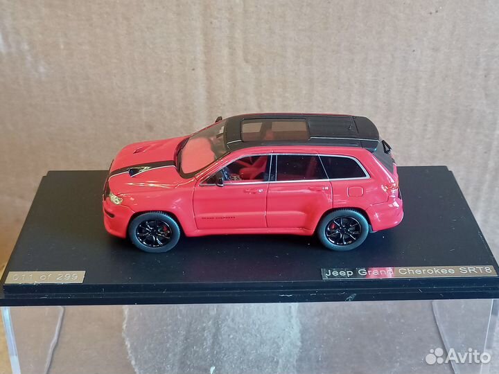 1:43 Jeep Grand Cherokee/Land Rover Defender GLM