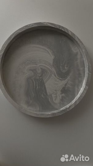 Круглый поднос из гипса