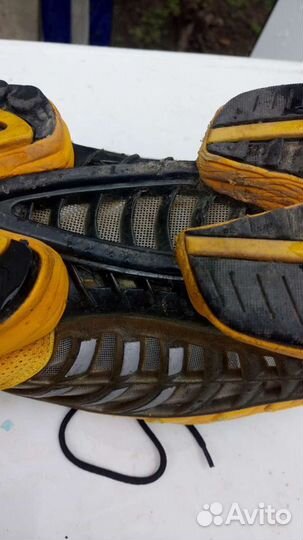 Кроссовки adidas