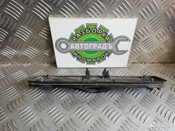 Крышка салонного фильтра Peugeot 307 2003г