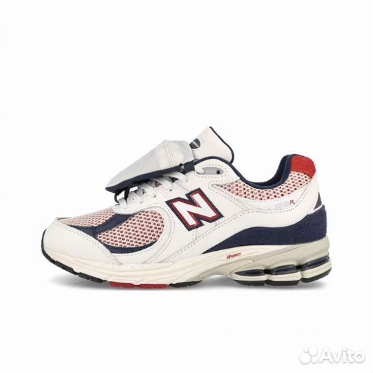 New Balance 2002r 