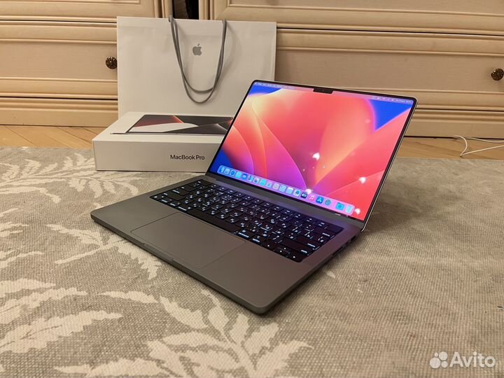 MacBook Pro 14 M1 Pro 1Tb 16Gb в идеале