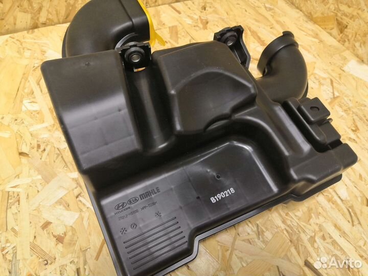 Резонатор воздушного фильтра Hyundai Solaris