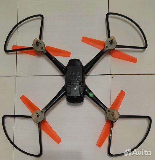 Продаю квадрокоптер в отличном состоянии