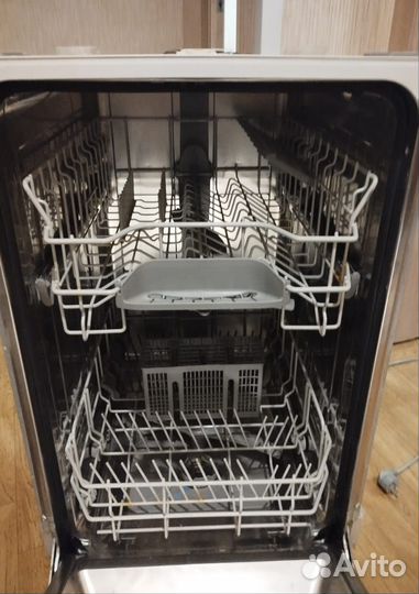 Продаётся посудомоечная машина