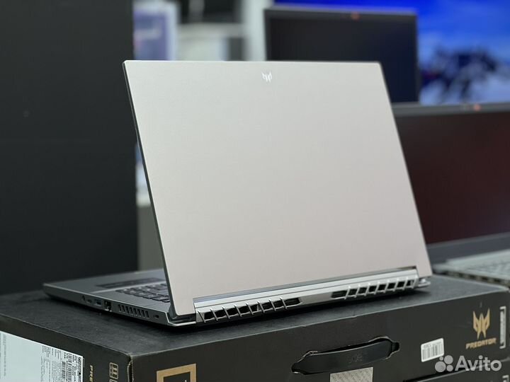 Acer Predator 16 2K 240Hz Core i5 12 RTX3060 6G