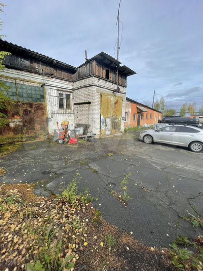 Имущественный комплекс, 148 м² на участке 27 соток