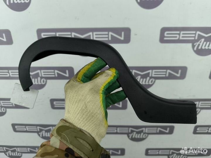 Накладка петли багажника левая Honda Civic FD1 FD3