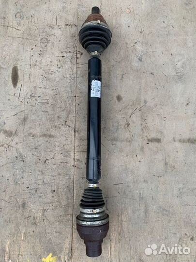 Привод передний правый Volkswagen Golf 5 1.4 CAX