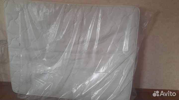 Продам матрас б/у
