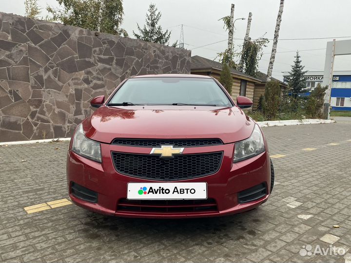 Chevrolet Cruze 1.6 МТ, 2011, 270 000 км