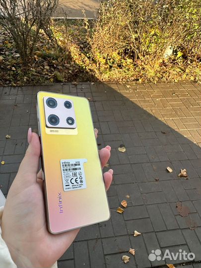 Infinix NOTE 30 Pro, 8/256 ГБ