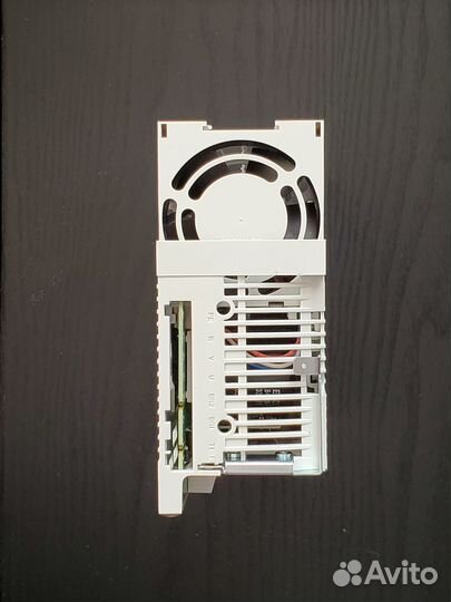 Частотный преобразователь Lenze E82EV152 2C Вектор