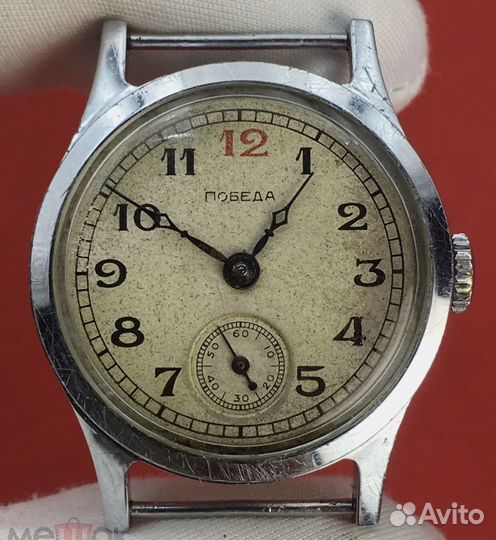 Часы Победа 12 красные 1-52