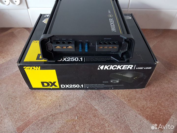 Усилитель Kicker DX250.1