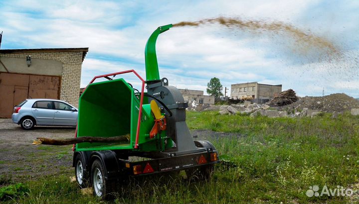Измельчитель дерева greenпинг Д750 на прицепе