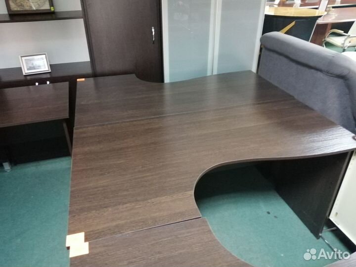 Стол письменный эргономичный новый