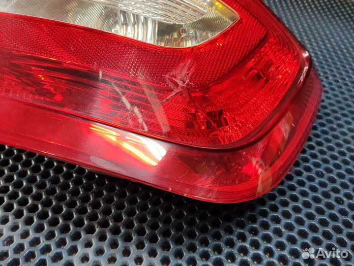 Фонарь задний правый Skoda Rapid