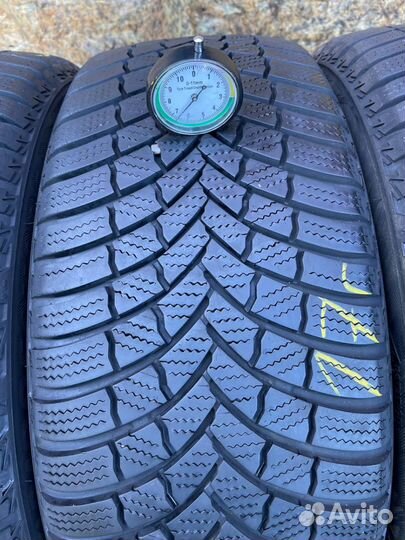 Bridgestone Blizzak LM-001 Evo 205/55 R16