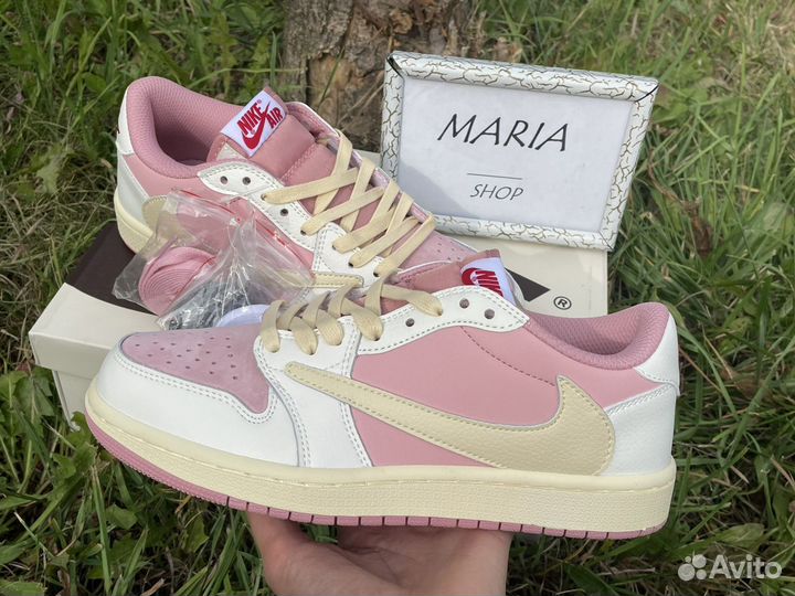 Travis Scott x Air Jordan 1 Low Shy Pink