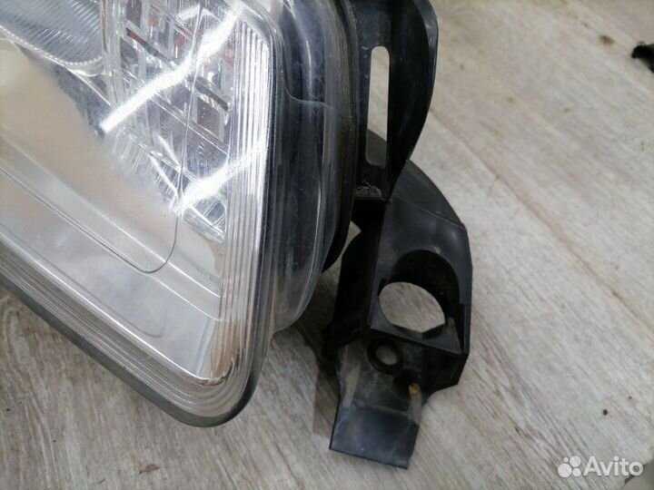 Фара передняя правая Citroen C3 A51 EP3 2011