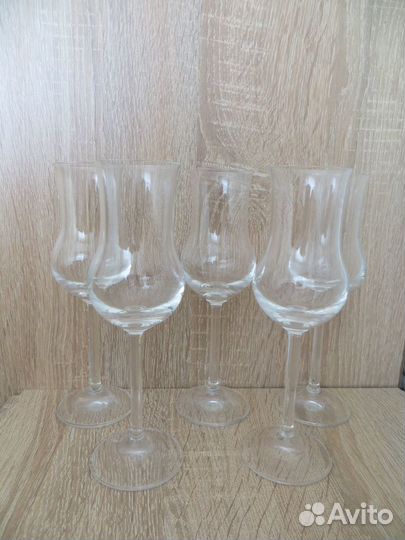 Бокалы для пива и фужеры,по 5 шт,стекло,новые
