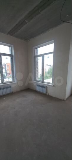 2-к. квартира, 43 м², 3/3 эт.