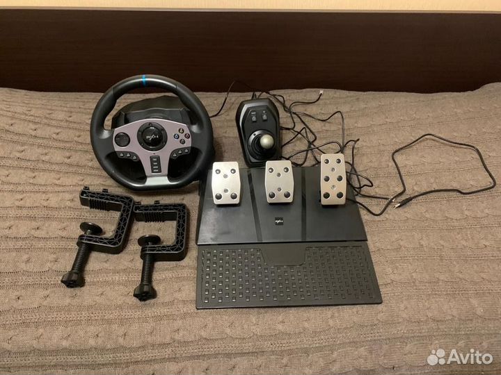 Игровой руль 900 градусов 3 педали