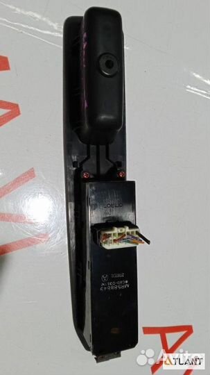 Пульт стеклоподъемника передняя правая mitsubishi
