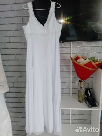 Свадебные платья 2шт(разные)