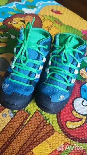 Кроссовки adidas 27