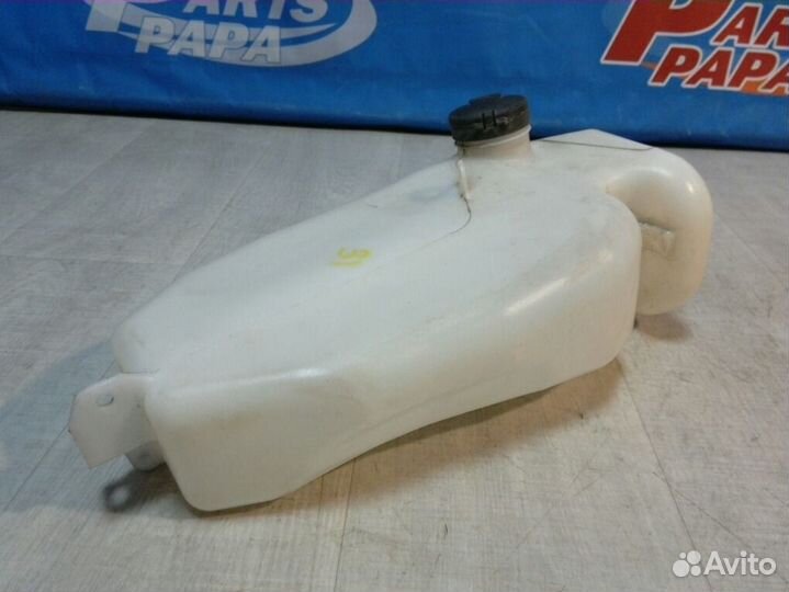 Бачок омывателя Renault Sandero 2 1.6 K7M 2015