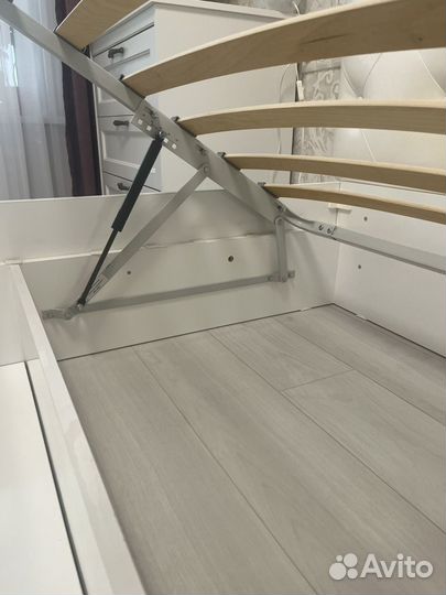 Кровать двухспальная 160х200