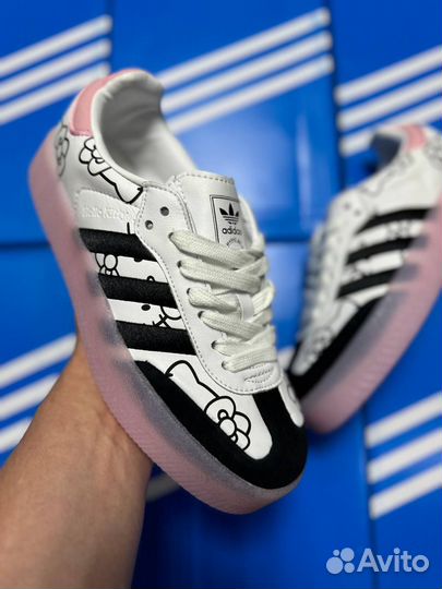 Adidas samba x hello kitty