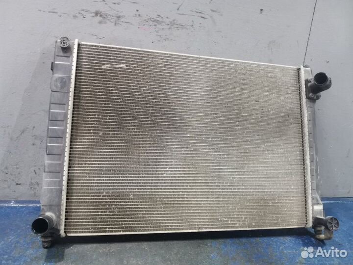 Радиатор охлаждения Nissan Fuga Y51