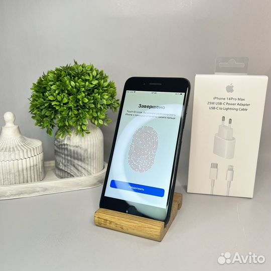 iPhone 8 Plus, 64 ГБ